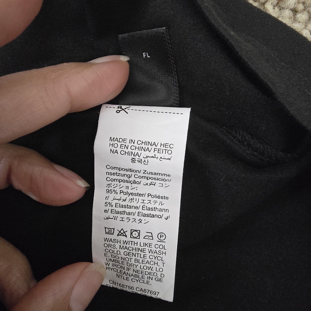 Pink Pony Club Grafic T-Shirt NWOT - Picture 6 of 6